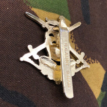 Load image into Gallery viewer, Genuine British Army Staybrite Cap Badge - Junior Leaders Regiment - The Militaria Shop