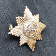 Charger l'image dans la galerie, Genuine British Army Staybrite Cap Badge - Irish Guards - The Militaria Shop