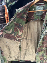 Lade das Bild in den Galerie-Viewer, Genuine British Army DPM Camouflaged Combat Field Jacket - Size 170/112 - The Militaria Shop