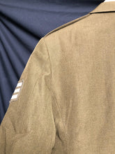 Charger l'image dans la galerie, Grade 1 Used British Army No.2 Dress Uniform Jacket - Size 170/108/92 - The Militaria Shop