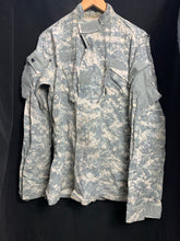 Load image into Gallery viewer, US Army Issue ACU Digicam Digital Camouflage Ripstop Shirt - 41" Chest - The Militaria Shop