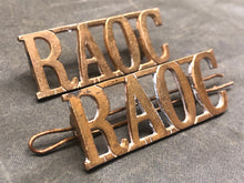 Load image into Gallery viewer, Original WW2 British Army Royal Army Ordnance Corps RAOC Shoulder Title Set - The Militaria Shop