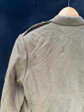 Charger l'image dans la galerie, British Army Surplus No.2 Service Dress Jacket - Size 176/112/104 - The Militaria Shop