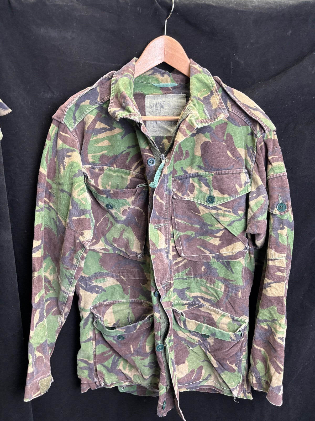 Surplus British Army DPM Pattern Camouflaged Smock Combat-42in Chest - The Militaria Shop