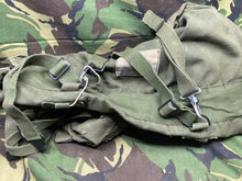 Lade das Bild in den Galerie-Viewer, Original British Army 58 Pattern Webbing Back Pack - The Militaria Shop