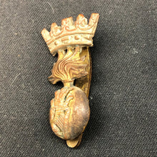 Lade das Bild in den Galerie-Viewer, Original WW1 British Army Cap Badge - Royal Irish Fusiliers - The Militaria Shop