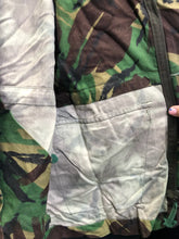 Load image into Gallery viewer, Vintage British Army Surplus Camouflaged Combat DPM Jacket - Size 170/96 - The Militaria Shop