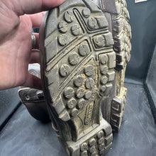 Load image into Gallery viewer, Army Brown Leather BATES Combat Boots - Size EU 41 - UK 7M - The Militaria Shop