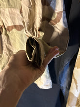 Charger l'image dans la galerie, Gulf War US Army DCU Camouflaged Combat Field Coat/Jacket - Large/Long - The Militaria Shop