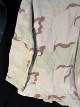 Load image into Gallery viewer, Gulf War US Army DCU Camouflaged Combat Field Coat/Jacket - Large/long - The Militaria Shop