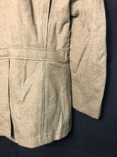 Lade das Bild in den Galerie-Viewer, Original WW2 US Army Class A Dress Jacket 1941 - Private Ryan Prop - 38" STUB - The Militaria Shop