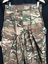 Charger l'image dans la galerie, British Army RAF Trousers Combat FR MTP for Air Crew Fire Rated- Size 85/84/100 - The Militaria Shop
