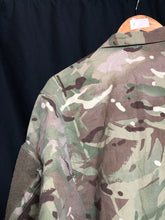 Charger l'image dans la galerie, British Army MTP Camouflaged Combat Warm Weather Combat Jacket - Size 170/88 - The Militaria Shop