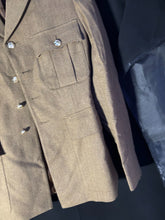 Lade das Bild in den Galerie-Viewer, Grade 1 British Army FAD No2 Dress Uniform Jacket - Size 170/96/80 - The Militaria Shop
