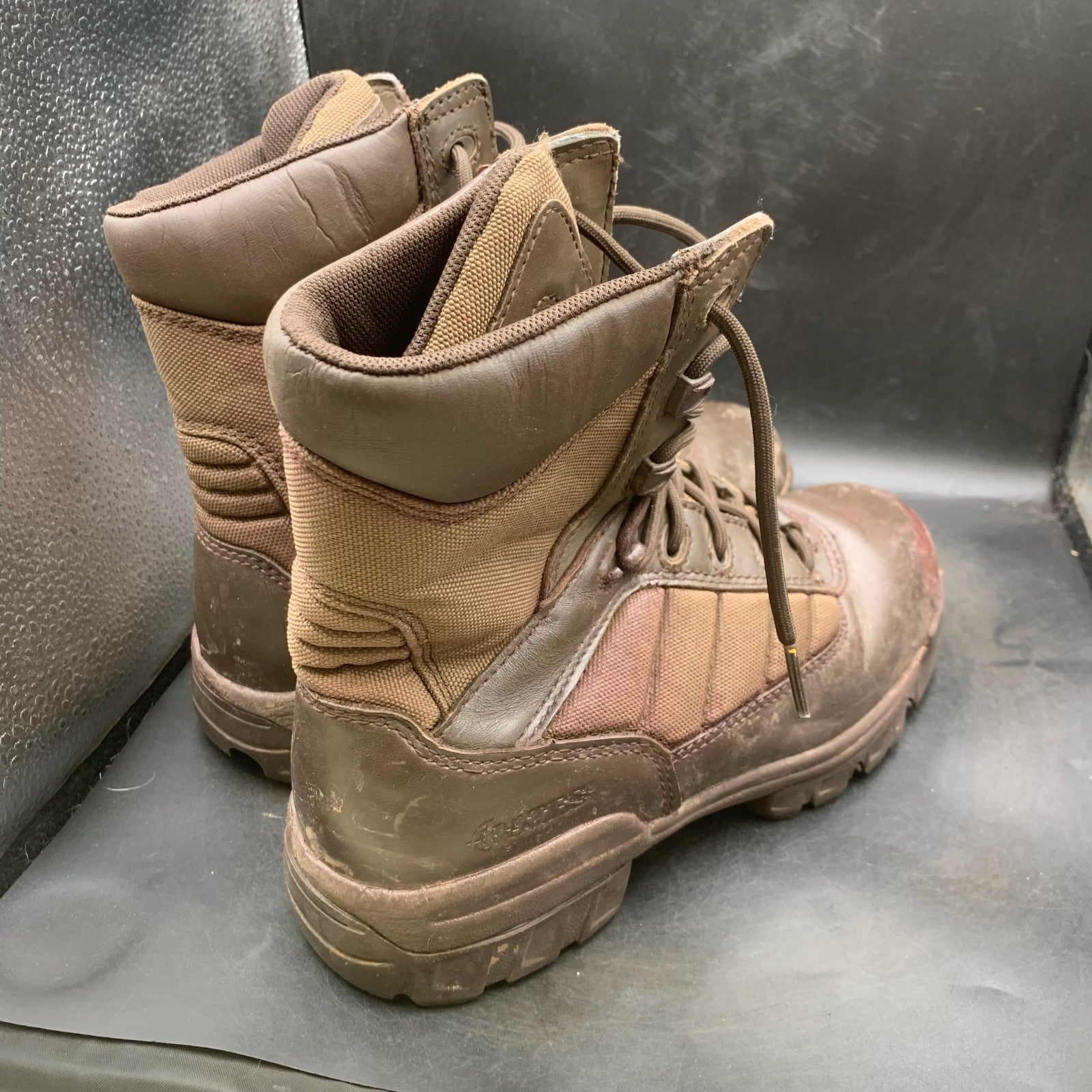 British Army Surplus Brown Leather Bates Male Combat Patrol Boots - Size UK 6 M - The Militaria Shop