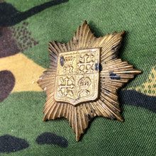 Load image into Gallery viewer, Original WW2 British Cap Badge - Kensington Regiment (Princess Louise's) - The Militaria Shop