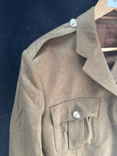 Lade das Bild in den Galerie-Viewer, British Army Surplus No.2 Service Dress Jacket - Size 176/104/88 - The Militaria Shop