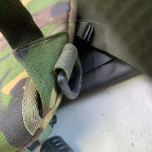 Load image into Gallery viewer, Genuine British Army DPM Camouflaged Individual Hydration System - The Militaria Shop