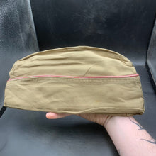 Load image into Gallery viewer, Original WW2 US Army Overseas Garrison Cap - Signals - Red & White - Size 6 1/2 - The Militaria Shop