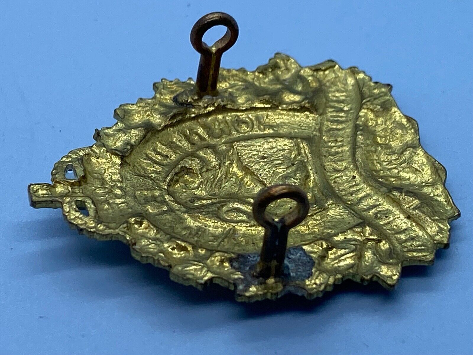 Original Canadian Army - The Regiment de St. Haycinthe Regiment Cap Badge - The Militaria Shop