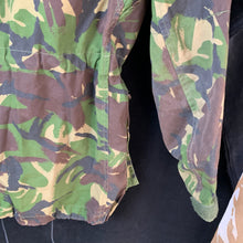 Lade das Bild in den Galerie-Viewer, Genuine British Army Combat DPM Field Jacket Windproof Smock - 160/88 - The Militaria Shop