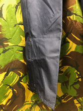 Lade das Bild in den Galerie-Viewer, Vintage Royal Mail Stormproof Leggings Trousers - 34-38" Waist - The Militaria Shop
