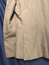 Lade das Bild in den Galerie-Viewer, Grade 1 Used British Army No.2 Women's Dress Uniform Jacket - Size 162/92/76 - The Militaria Shop