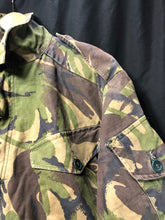 Load image into Gallery viewer, Genuine British Army Jungle Pattern DPM Combat Jacket Smock - Size 170/96 - The Militaria Shop