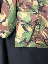 Load image into Gallery viewer, Genuine British Army 68 Pattern DPM Field Jacket Smock Paratrooper - 36" Chest - The Militaria Shop