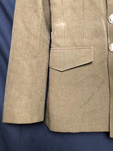 Lade das Bild in den Galerie-Viewer, British Army Grade 1 No.2 Dress Uniform Jacket - Scots Guards - Size 176/92/76 - The Militaria Shop