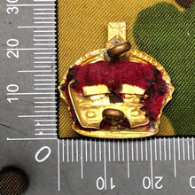 Load image into Gallery viewer, Original WW1/WW2 British Army Rank Crown - The Militaria Shop