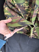 Load image into Gallery viewer, British Army DPM Camouflaged jacket Smock Windproof -Size 160/104 - The Militaria Shop