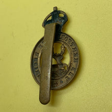 Load image into Gallery viewer, Original WW1 British Army Cap Badge - Hertfordshire Regiment - The Militaria Shop