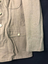 Charger l'image dans la galerie, Original WW2 US Army Class A Dress Jacket - Private Ryan Prop - 38" Regular - The Militaria Shop