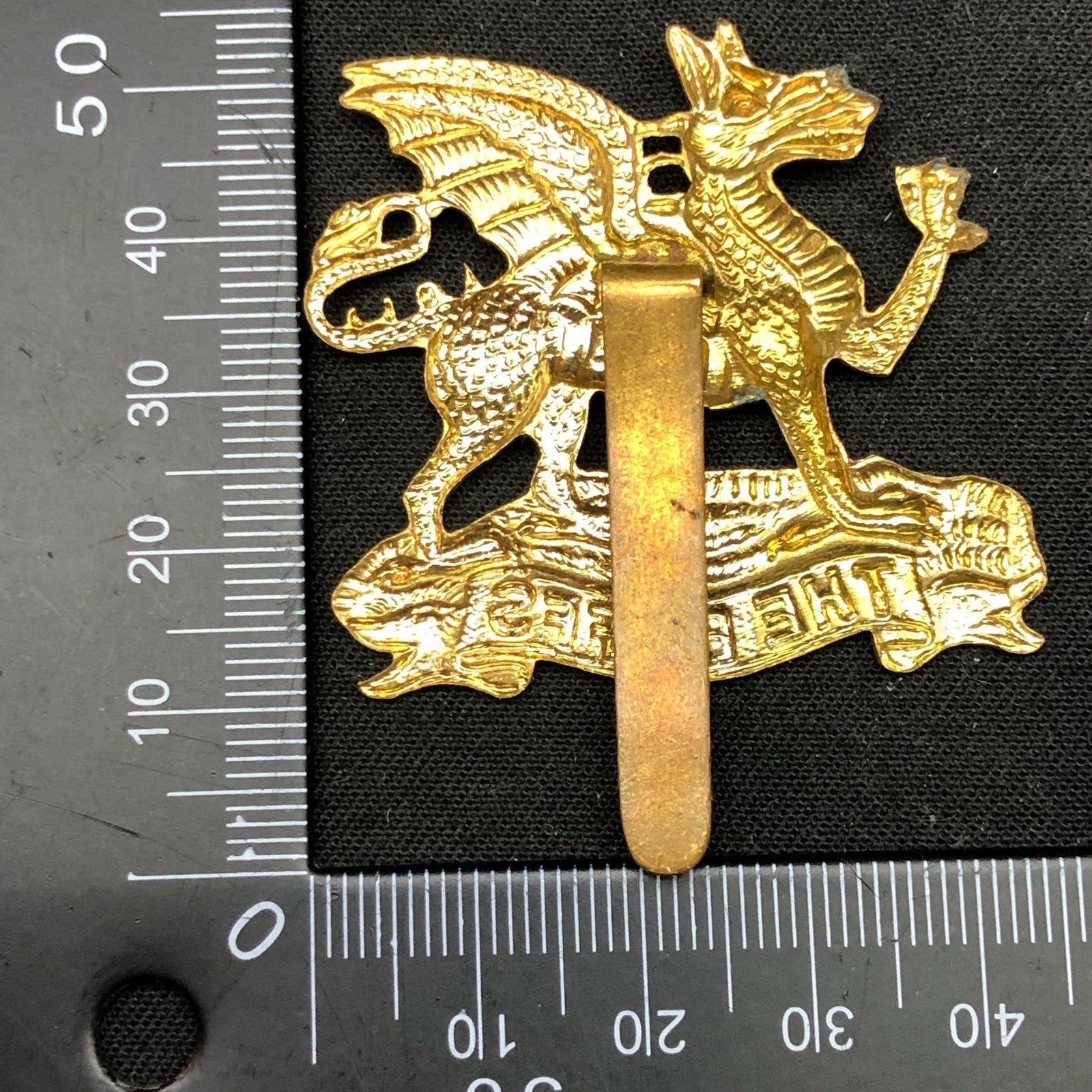 Original British Army Cap Badge - Buffs (Royal East Kent Regiment) - The Militaria Shop