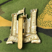 Load image into Gallery viewer, Original WW1 British Cap Badge - 6th Inniskilling Dragoons - The Militaria Shop