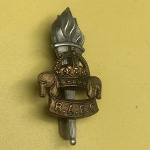 Load image into Gallery viewer, Original British Army Cap Badge - Royal Army Education Corps - The Militaria Shop