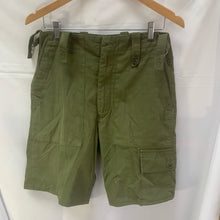 Charger l'image dans la galerie, Genuine British Army Surplus Lightweight Men's Shorts - Size 80cm Waist - The Militaria Shop
