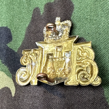 Load image into Gallery viewer, Victorian British Army 1st City of Edinburgh Artillery Volunteers Cap Badge - The Militaria Shop