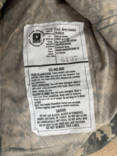 Charger l'image dans la galerie, Surplus US Army ACU Combat Uniform Jacket-Small Short - The Militaria Shop