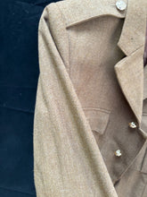 Charger l'image dans la galerie, Grade 1 British Army FAD No2 Dress Uniform Jacket - Size 176/100/84 - The Militaria Shop