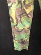 Load image into Gallery viewer, Genuine British Army 68 Pattern DPM Trousers - Size 2 - 32" Waist - The Militaria Shop