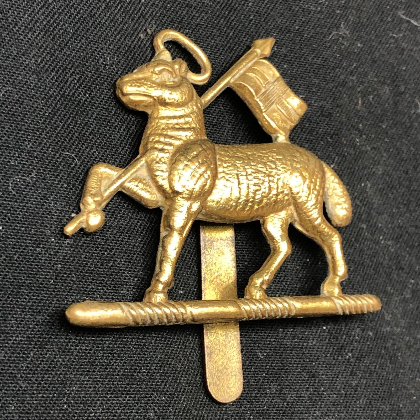 Genuine WW2 British Army Brass Cap Badge - Queen's Royal Regiment (West Surrey) - The Militaria Shop