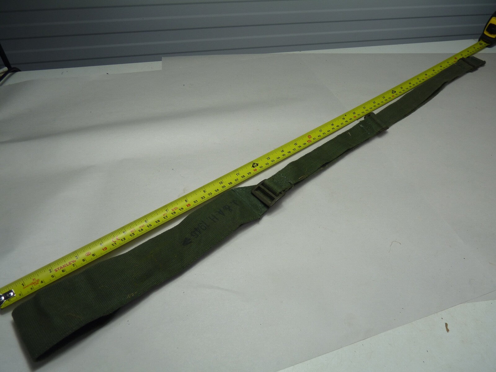 Original WW2 British Army 44 Pattern Shoulder / Extended Equipment Strap - 1945 - The Militaria Shop
