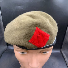 Lade das Bild in den Galerie-Viewer, Genuine British Army Duke of Lancaster's Beret - Size 56 - The Militaria Shop