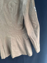 Charger l'image dans la galerie, British Army Surplus No.2 Service Dress Jacket - Size 176/92/76 - The Militaria Shop