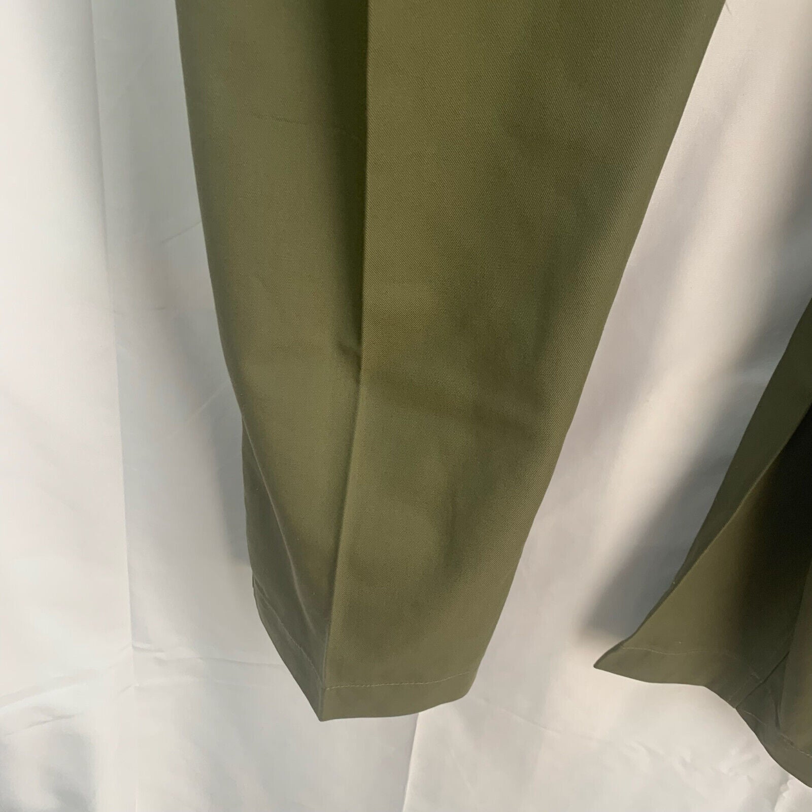 British Army Men's OD Green Lightweight Combat Trousers - Size 79/76/104 - The Militaria Shop
