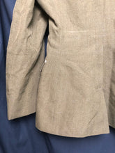 Charger l'image dans la galerie, Genuine British Army No.2 Dress Uniform Jacket - Grade 1 - Size 170/100/84 - The Militaria Shop