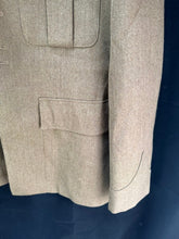 Charger l'image dans la galerie, British Army Surplus Grade 1 No.2 Service Dress Jacket Guards - Size 182/104/96 - The Militaria Shop