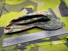 Charger l'image dans la galerie, Original Post WW2 German Army Flecktarn Camouflage Combat Ski Cap - Size 56 - The Militaria Shop